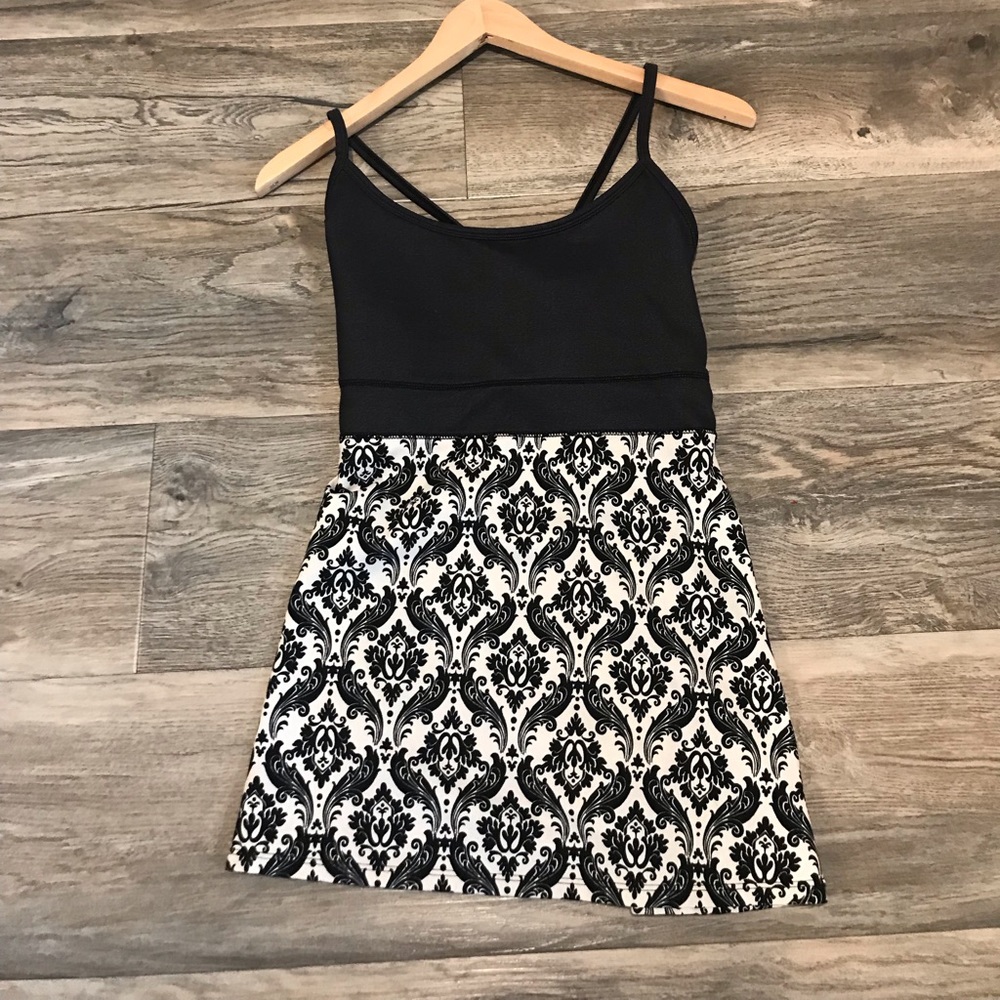 Tank top, navy and white